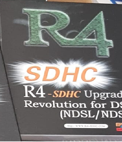 Adaptateur R4 révolution pour DS XL / DS Lite / NDSL /NDS