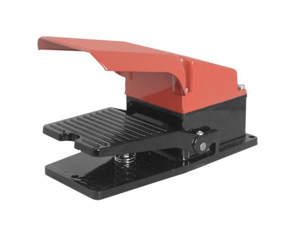 Interrupteur au pied 10A 250V ON - (ON) PN03, interrupteur avec couvercle.