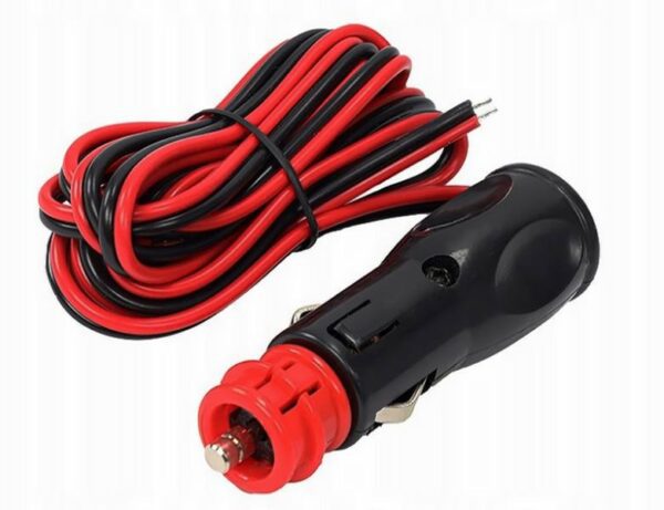 Prise allume-cigare universelle avec câble de 200 cm 63222