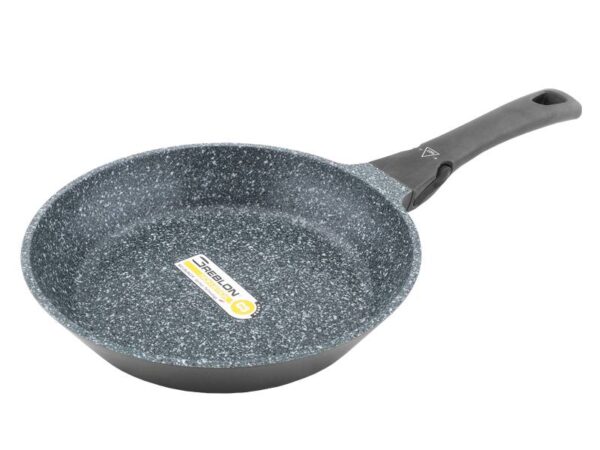 Poêle à frire en granit 24 cm, poignée amovible, compatible avec tous types de plaques de cuisson.