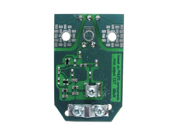 Amplificateur d'antenne 127 dB/µV.