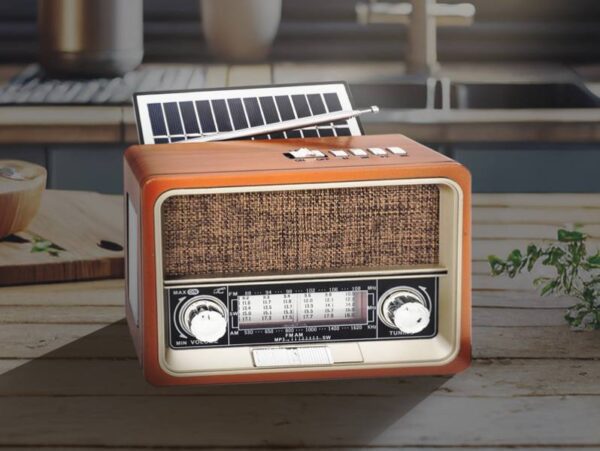 Radio solaire portable rétro NETTA, LTC 103UBT FM/AM/SW USB Bluetooth