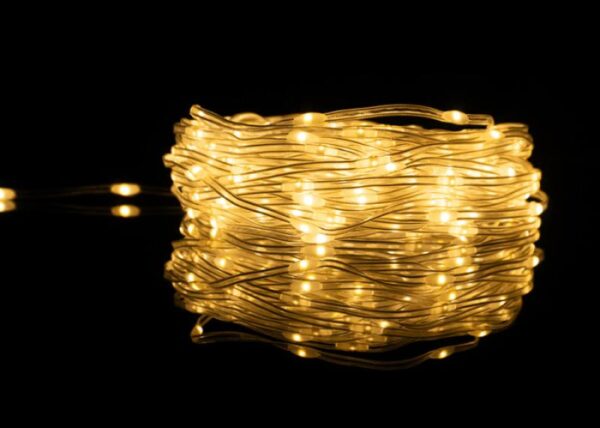 LAMPES MAGIQUES CHAUDES B. 3000K 300 LED 30m USB DC5V IP65 CONTRÔLÉES PAR APPLICATION.