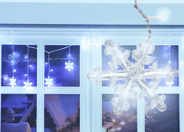 Rideau lumineux à 136 LED, flocons de neige, lumière blanche froide